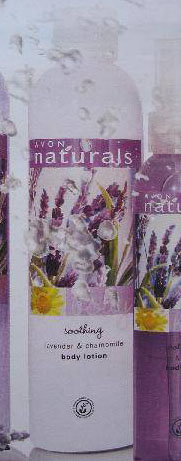 Naturals - Lavender & chamomile body lotion - Kojący balsam do ciała Lawenda i Rumianek