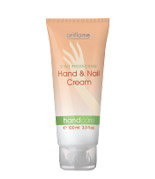 Hand Care - 2 in 1 Protecting Hand & Nail Cream - Ochronny krem do rąk i paznokci 2 w 1