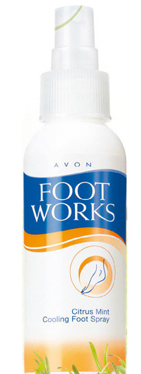 Foot Works - Cytrusowo-miętowy chłodzący spray do stóp