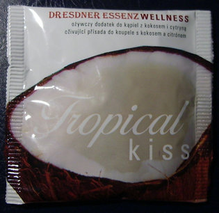 Wellness - Tropical Kiss - odżywcza kąpiel z kokosem i cytryną