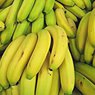 Jak powinno się obierać banana?