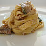 Fettuccine z pomidorem i kaparem