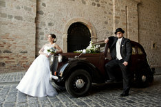 Zabytkowe auto do ślubu to powrót stylowego vintage oraz retro.