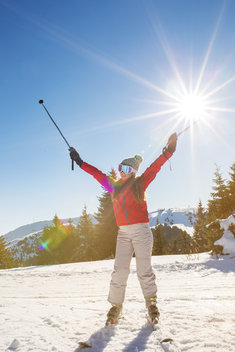 Spodnie narciarskie damskie muszą być funkcjonalne i bardzo wygodne.
