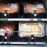 Automaty vendingowe z jajkami i kiełbasą