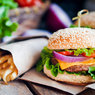 Polacy kochają burgery! Zobacz, w jaki sposób je przyrządzić